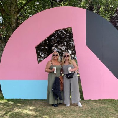 Linzaye's profile picture. 