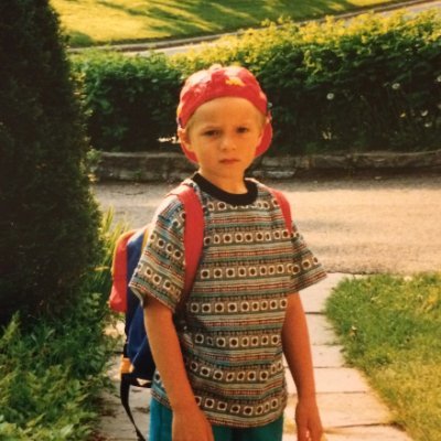 phildionne's profile picture. French Canadian with a passion for æsthetics & technology striving for a higher purpose. Father of two. Software Engineer @idealist