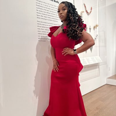 Health and Fitness Enthusiast, a Mother, a Teacher, a Soror 🐘...