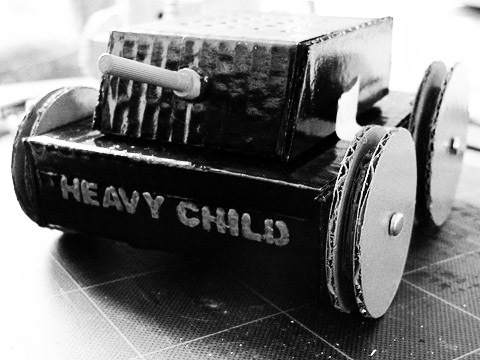 Hand made by heavy child - here to make your life heavier. Portable practice amps, guitar pedals, light boxes and other heavy goods.