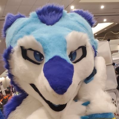 A light blue, white and royal blue sergal who was lovingly made by @AbzuBarkShark. Loves latex and music. Singing as well. ^w^ No one under 18 please.