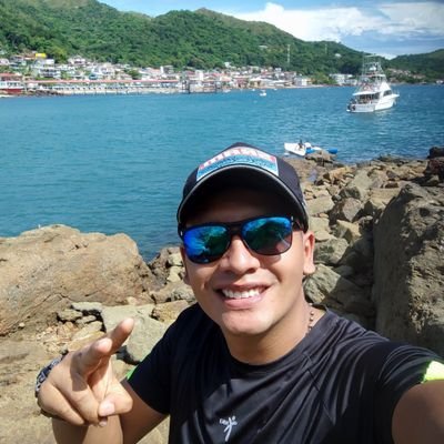 Joven emprendedor 🧑💻
Amante de las fintech 💵💳
Buena música 🎸
Deportes extremos 🪂