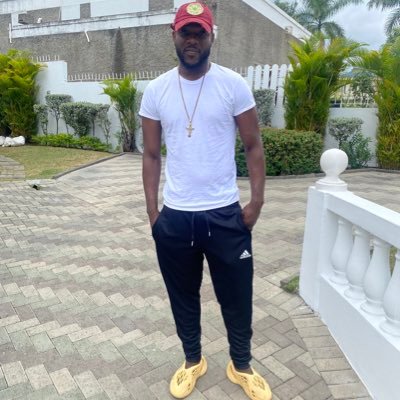UWI 🎓 Bsc Economics. MBA Finance 💵👨🏾💻💹📈JUST A TRY LIVE MI DREAMS 💯 Liverpool FC ❤