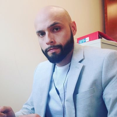 RealEstateRay10's profile picture. I help
👨‍👩‍👦 | Renters become homeowners
🏘 | Investors grow their portfolios
💳 | Repair/build credit
💰 | Access 0% interest capital through credit cards