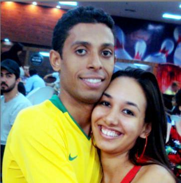 DayaneSilvaNune's profile picture. Mesmo se quiser tentar
Você nunca vai entender
Porque tantas vezes eu chorei...