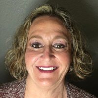 Leslie McKee (@glossyourself) 's Twitter Profile