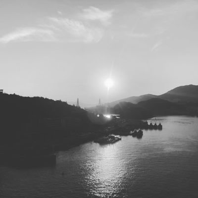 gloomysea1's profile picture. 