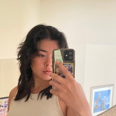 pngnicole's profile picture. dhs | ucd '27 | she/her