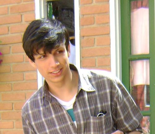 desmossomos's profile picture. Quando eu tinha 8 anos queria ser astronauta, aos 10 médico, aos 14 piloto, aos 16 professor, aos 18 o Paulo mesmo...