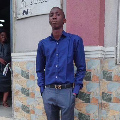 bossfega's profile picture. A graphic designer 😕👌🏻
An English Student 👀