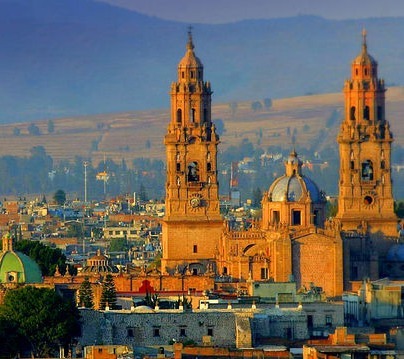 Morelia, Hermosa y Noble ciudad. Todo por nuestra ciudad:por su prestigio, por su cultura y por sus tradiciones.