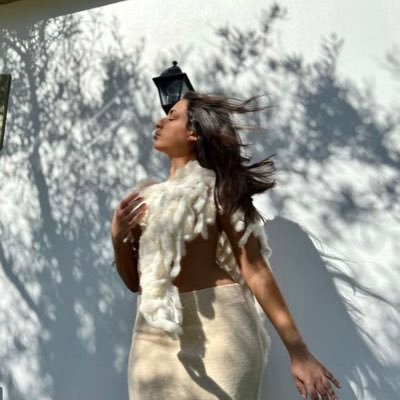 malenabareilles's profile picture. 