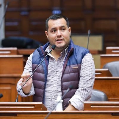 Político y Abogado. Observador Electoral Internacional.