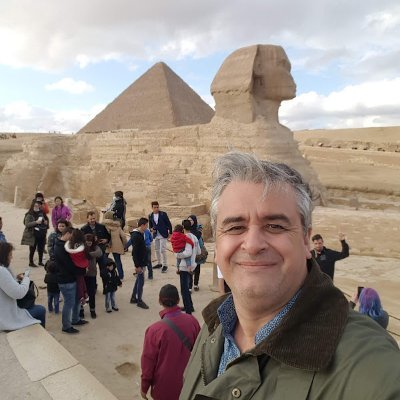 Sea feliz sin dañar a nadie.
Al mal se lo combate, no se negocia. Orgulloso LL.UU
Este siglo vera cosas fantásticas. EX-Profe.
Apotecario honorífico Grey Knight