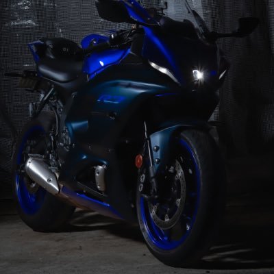 鷹インプ目→ENR34&シルビア【モナリザ】 バイク歴忘れた笑笑 2022/10/29からYZF-R7乗り バイク好き車好きの方仲良くして下さい! cafe&barのマスターらしいです笑笑 #車好きと繋がりたい #バイク好きと繋がりたい #無言フォロー失礼します