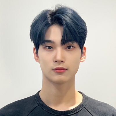 Rjaaaayyyyx's profile picture. OUR SHINING STARS PAR HANBIN!!