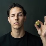 sheldonBTCevans's profile picture. #Bitcoin B #Ethereum Crypto Trader & Blockchain Enthusiast // Building, creating, collecting and learning // Creator of @bloomdotxyz & @ymhnft