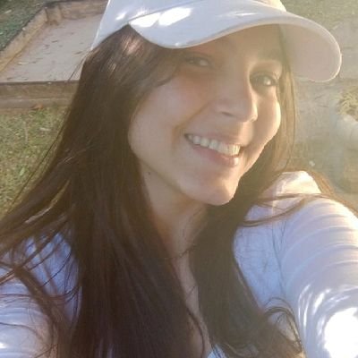 Amanda0liv_'s profile picture. Estudante de administração e pedagogia