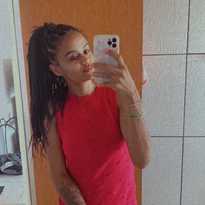 JuiizaNayara's profile picture. 