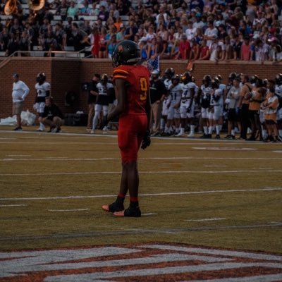 9inezell's profile picture. 5”11 c/o 26 wr/db 165 lbs