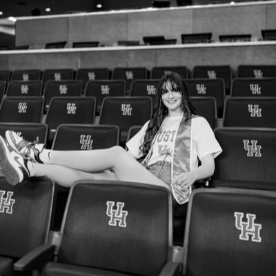 Savannah_Mliss's profile picture. University of Houston 🐾// @_kyleramsey