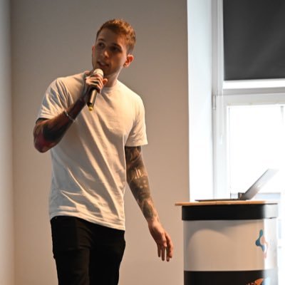 Tomasz Kielar Profile