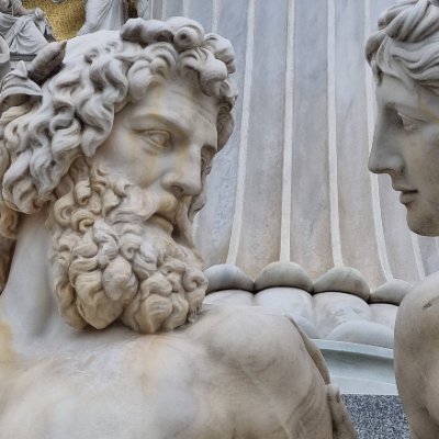 gurkentruppler's profile picture. eher männlich, ziemlich midlife, vater der besten töchter, bekennender gutmensch, ÖD, gerne sarkastisch/ironisch, immer kritisch.