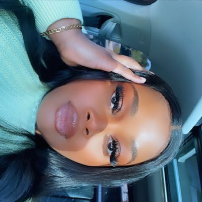 🇳🇬 Igbo ekelem unu! | Teeth Whitening Specialist (DM to Book appointment)| Currency & Fashion + size hottie