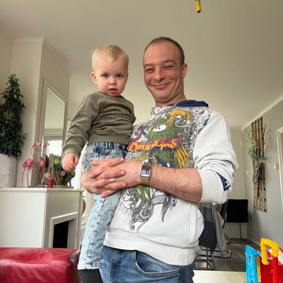 familieuffelie's profile picture. Papa houd van jou Divano je bent mijn alles 💋