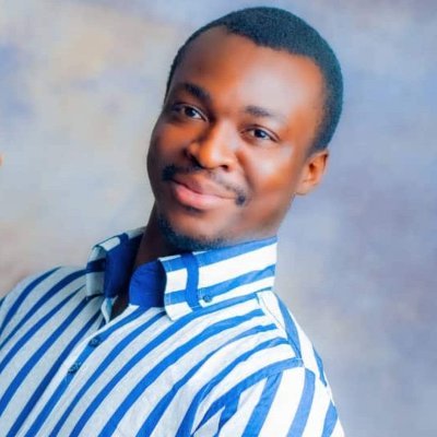 Data Analyst |
Pet addict |
Music lover |
Gadget freak