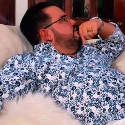Lic. en Adm, MBA en Madrid. Busco paz en el mar. Escribo sin nada que decir, pero sabiendo decirlo. Baseball Op. Aguilas Cibaeñas 🦅⚾️