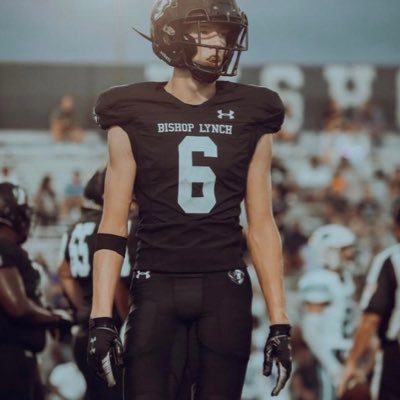 Bishop Lynch High school 25| 4.0 GPA| 185lbs, 6’4 WR, #6, 40 time: 4.54, vert 34.5| ID 2302790443