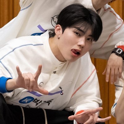 zeroze_baseone's profile picture. po5 po8 po9 's manager