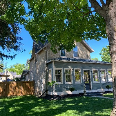 Booking Summer 2025- Historic Victorian circa 1895
Email: theirishhouseca@gmail.com Weekly rental June-July-August