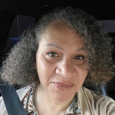 TanJohn42262338's profile picture. 