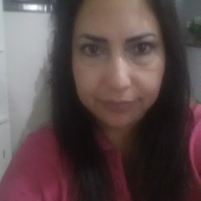 RosyG_25's profile picture. 