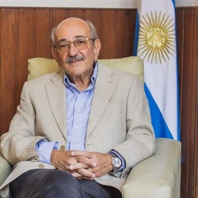 Vicepresidente del @FGNacional. Presidente de la Fundación Acción para la Comunidad. Fui diputado constituyente y senador de la provincia de Buenos Aires.