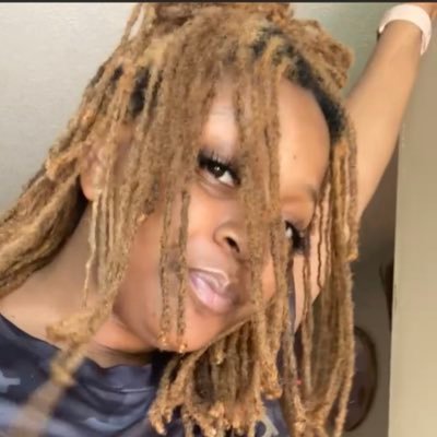 OlGloryRoseGold's profile picture. a spiritual getting closer to God through music and practice💙✝️