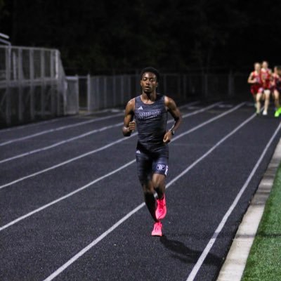 Shiloh High School XC/TF C/O 2024 1600m:4:33.34 3200m:9:59.34 800m:2:01.46 5000m:16:23