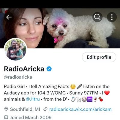 Michigan Radio 👑 🎙️• Listen on the Audacy app 104.3 WOMC • WWJ950• Sunny 97.7FM • Mrs MI Contestant • I ❤️ animals & @J1tru • from the D' • 💍🐩⚾♒🍷🍫