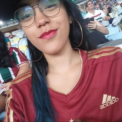 Tão perdida qnt a Alice, Tão maluca qnt o chapeleiro 🤪🎩💙
♍/Kyra Sophia 👧🏽/Tricolor apaixonada ♥️💚⚽️/24y✌🏽