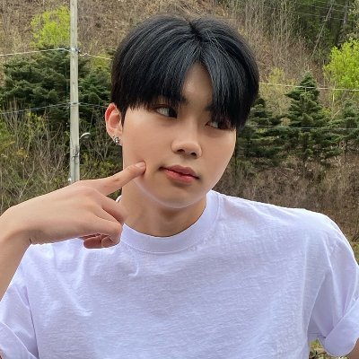 ultgunchuus's profile picture. for ZB1 • #박건욱 & #석매튜 main • ENG/TAG/KOR