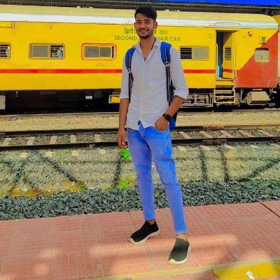 Akash012333's profile picture. Students