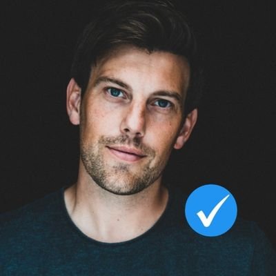 TV presenter and broadcast journalist for Motorsport TV, Red Bull TV, British GT & more
Insta: https://t.co/REDqfu0X5l
My Twitter, my views