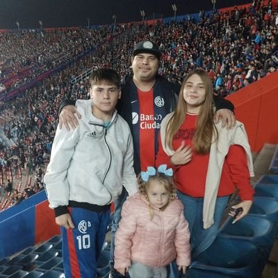 MartinSimonett3's profile picture. hincha del ciclon,papá de lucca,cande y Camí  piojoso hasta q me muera #SiALaLeyDeRezonificacion