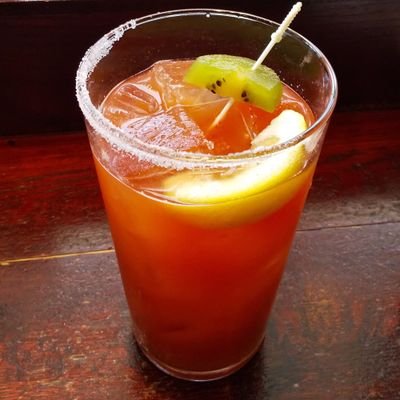 飲み写真をひたすら投稿する、飲み記録のアカウントです。外飲みも宅飲みもします。酎ハイ（サワー）、ワイン、たまにカクテル。