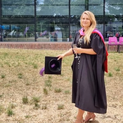 PhD Student at UoP studying forensic entomology 🪰and DNA analysis techniques 🧬 Associate Fellow of the HEA, Teaching Fellow @UOP_SCCJ_CFS