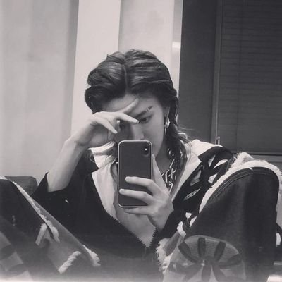 rzfta's profile picture. 𝐍𝐎𝐓-𝐑𝐄𝐀𝐋  ╱  𝟏 𝟗 𝟗 𝟓 s  #𝑶𝑺𝑨𝑲𝑨 ミ⛩🥢 ꉂ 𝑵𝑪𝑻 의 멋진 랩퍼, 𝑵𝒂𝒌𝒂𝒎𝒐𝒕𝒐 𝒀𝒖𝒕𝒂 ☾ ⸻ A handsome man, and has talent in dancing and singing that