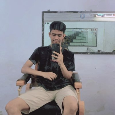 febrian_tooo's profile picture. bio