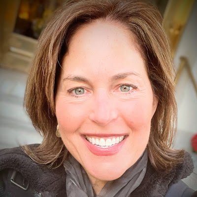 JENNIFE54498883's profile picture. 